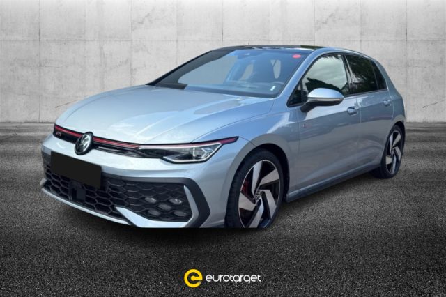VOLKSWAGEN Golf Benzina 2024 usata