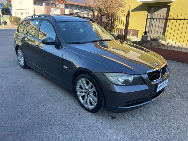 bmw 318 i cat touring tetto apribile 141000 km usata