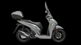 HONDA SH 150 con Smart Top Box, parabrezza e paramani di serie