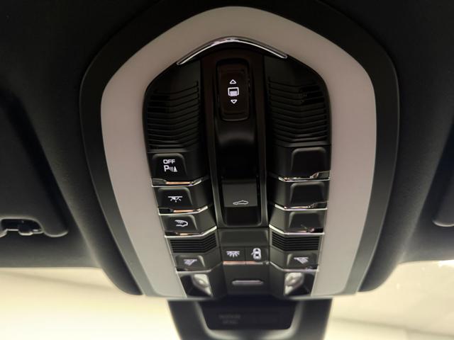 PORSCHE MACAN 2.0 T TETTO / CHRONO / SCARICO/  - foto 25