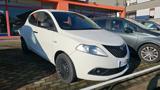 LANCIA Ypsilon 1.0 FireFly 5 porte S&S Hybrid Ecochic Silver