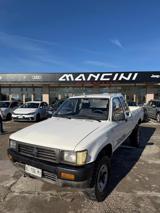 TOYOTA Hilux 2.4 diesel Pick-up