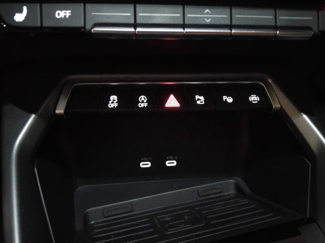 AUDI A3 SPORTBACK 35 TDI S TRONIC S LINE - foto 31