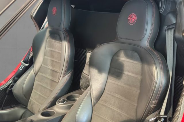 ALFA ROMEO 4C 1750 TBI - foto 8