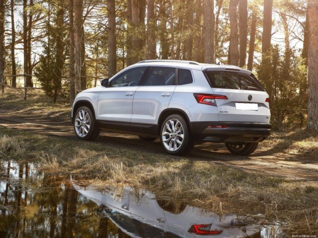 SKODA KAROQ 2.0 TDI SCR DSG SPORTLINE - foto 7