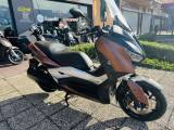 YAMAHA X-MAX 300 TUTTO INCLUSO ANCHE PASSAGGIO!