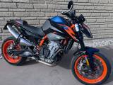 KTM 890 Duke R