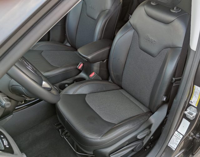 JEEP COMPASS 2.0 MULTIJET II 4WD AUT. LIMITED - foto 13