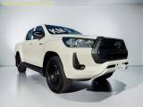 TOYOTA Hilux 2.4 D-4D A/T 4WD 4 porte Double Cab Comfort