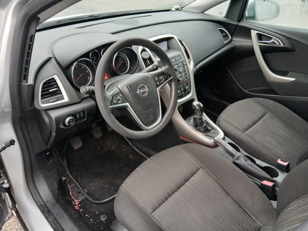 Immagine di OPEL Astra 1.7 CDTI 110CV Sports Tourer del 04/2012 km 264126