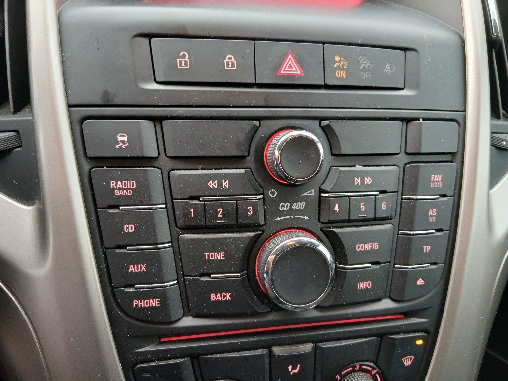 Immagine di OPEL Astra 1.7 CDTI 110CV Sports Tourer del 04/2012 km 264126