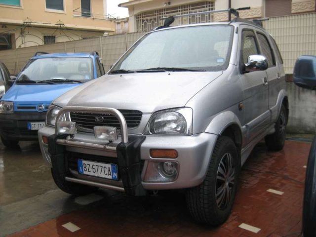 DAIHATSU TERIOS 1.3 I 16V KAT 4WD DX - foto 9