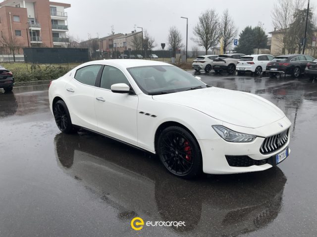 MASERATI Ghibli Diesel 2017 usata MASERATI Ghibli Diesel 2017 usata