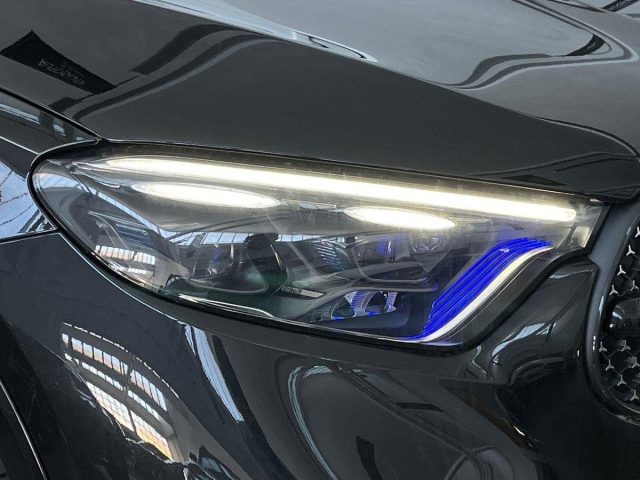 MERCEDES-BENZ GLC 300 DE HYBRID EQ 4MATIC AMG LINE ADV - foto 17