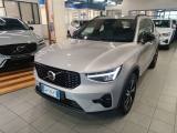 VOLVO XC40 B4 automatico Plus Dark