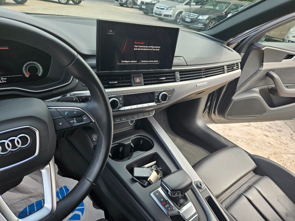AUDI A4 Avant 40 TDI quattro S tronic S line edition - 14