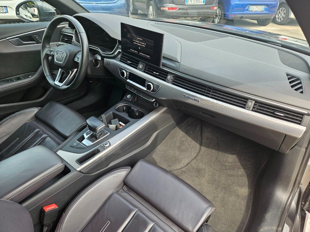 AUDI A4 Avant 40 TDI quattro S tronic S line edition - 21