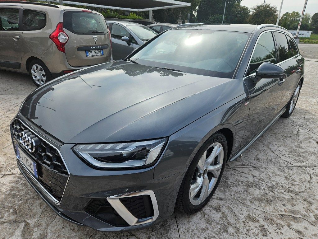 AUDI A4 Avant 40 TDI quattro S tronic S line edition - 3