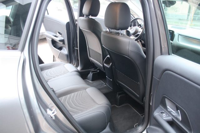 MERCEDES-BENZ GLA 200 D AUTOMATIC BUSINESS - foto 13
