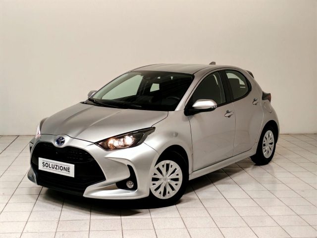 TOYOTA Yaris Argento metallizzato