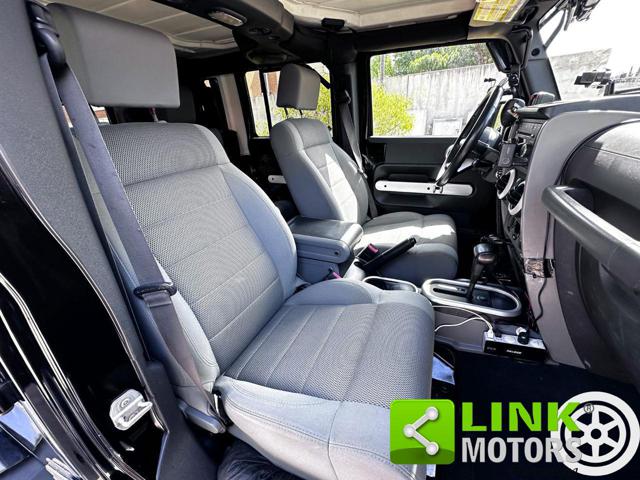 JEEP WRANGLER UNLIMITED 2.8CRD SAHARA / 10.000 - foto 8