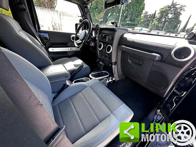 JEEP WRANGLER UNLIMITED 2.8CRD SAHARA / 10.000 - foto 33