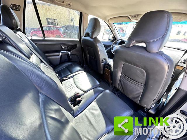 VOLVO XC90 2.4 D5 / AUTOMATICA / AWD / EXEC - foto 18