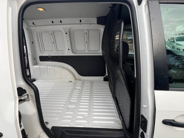 VOLKSWAGEN CADDY 2.0 TDI FURGONE BUSINESS - foto 16