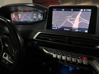 PEUGEOT 3008 usata, con Chiusura centralizzata