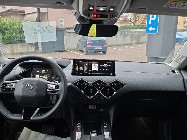 DS AUTOMOBILES DS 3 HYBRID 145 PALLAS+ - foto 8