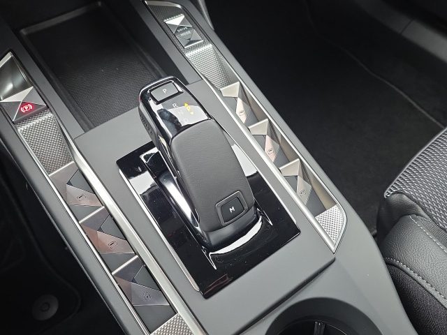 DS AUTOMOBILES DS 3 HYBRID 145 PALLAS+ - foto 15