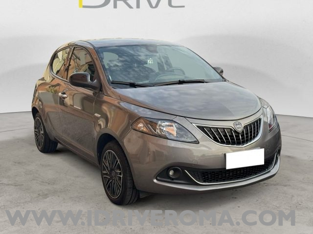 lancia ypsilon 1.0 firefly hybrid gold. grigio met. usata