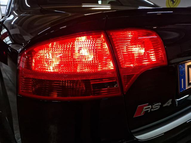 AUDI RS4 4200 V8 CV.420 QUATTRO KM. 26.00 - foto 21