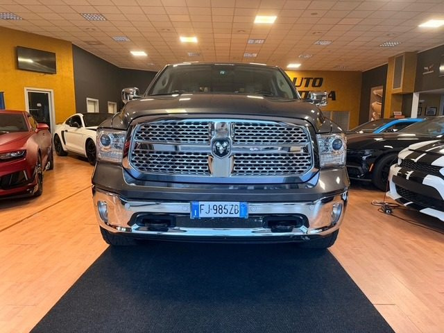 DODGE RAM RAM 1500 5.7 V8 LARAMIE IVA 22%  - foto 3
