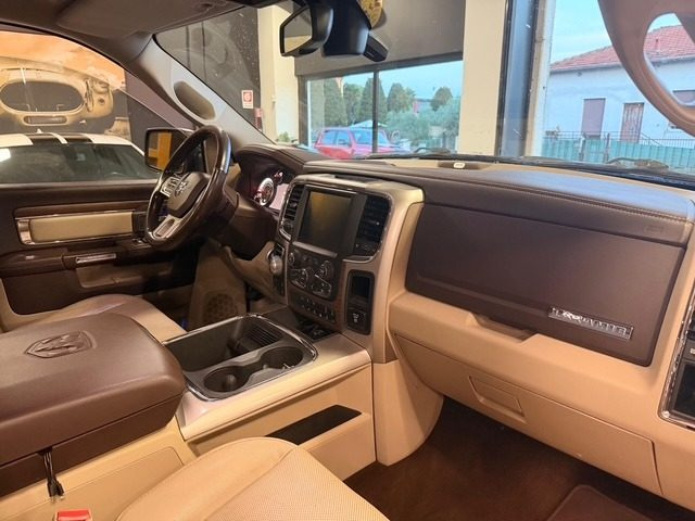 DODGE RAM RAM 1500 5.7 V8 LARAMIE IVA 22%  - foto 20