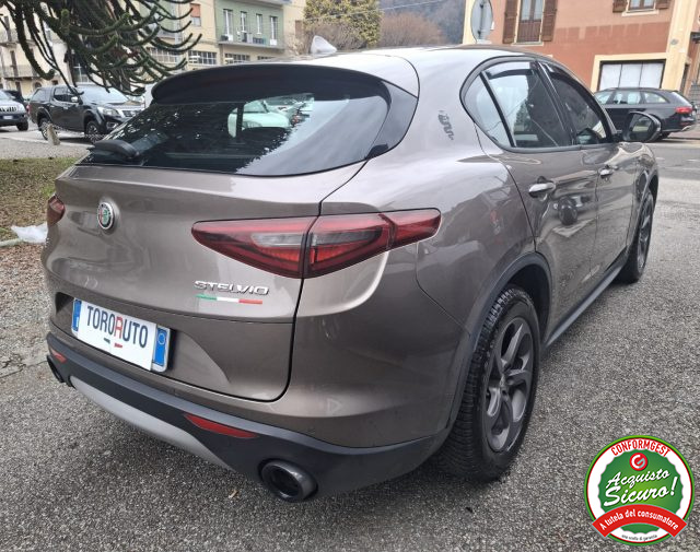 ALFA ROMEO STELVIO 2.2 TURBODIESEL 210 CV AT8 Q4 EX - foto 6