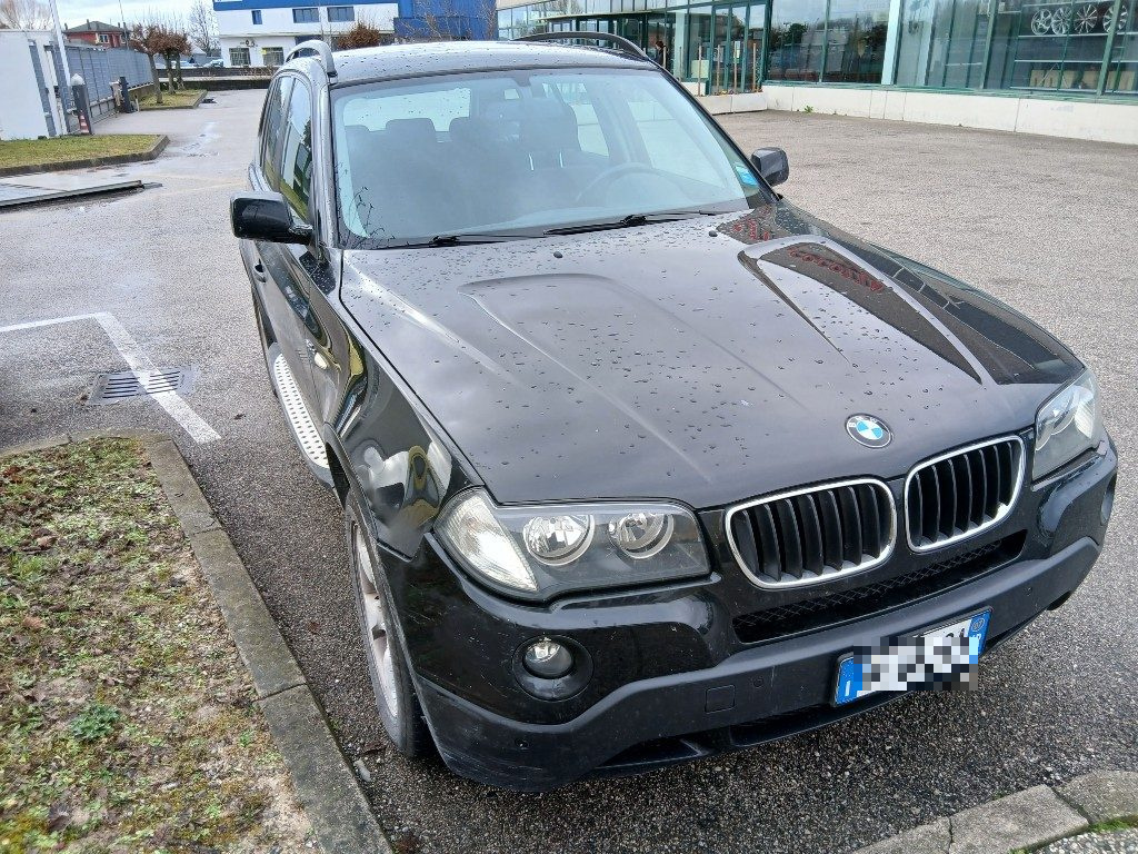 Immagine di BMW X3 2.0d cat del 01/2007 km 221148