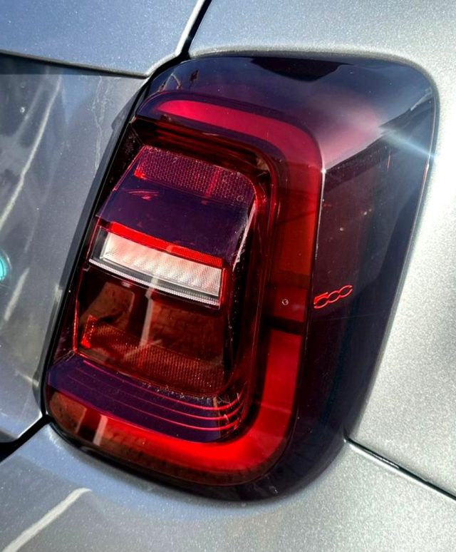 FIAT 500E BUSINESS OPENING EDITION - foto 12