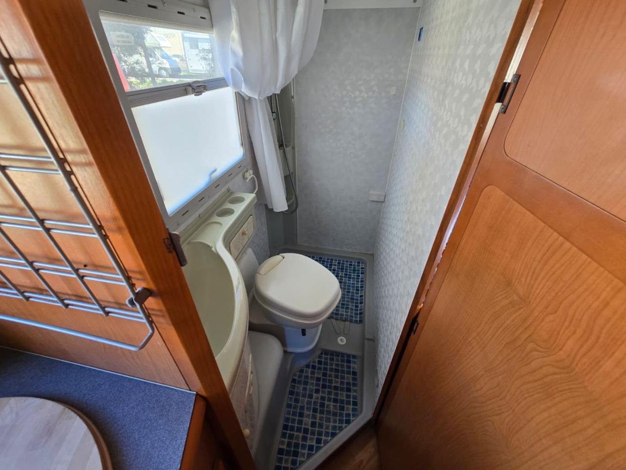 ADRIA CORAL 590 DS - 13