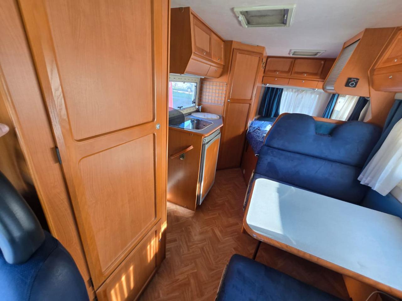 ADRIA CORAL 590 DS - 9