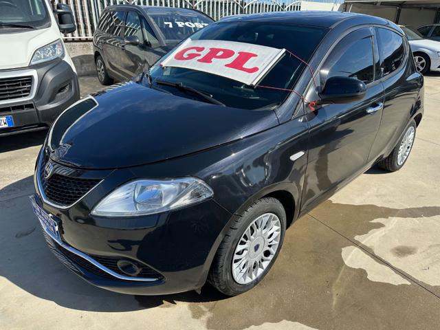 LANCIA Ypsilon Benzina/GPL 2016 usata LANCIA Ypsilon Benzina/GPL 2016 usata