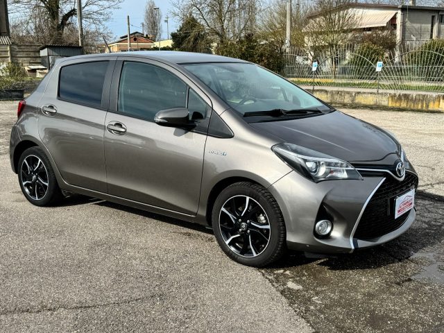 toyota yaris 1.5 hybrid 5 porte style usata