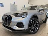 AUDI Q3 35 TDI quattro S tronic S //LED//18//