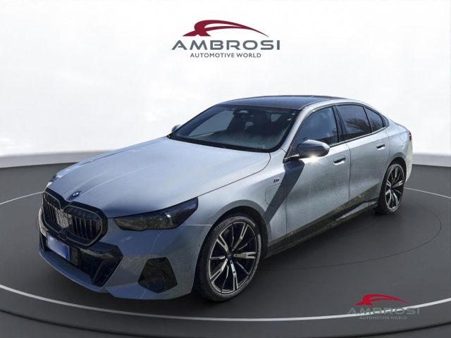 BMW 550 Elettrica/Benzina 2024 usata BMW 550 Elettrica/Benzina 2024 usata