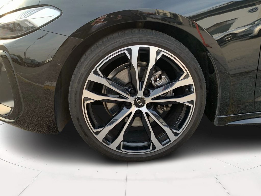 immagine usato AUDI A5 avant 2.0 tfsi s line edition 150cv s-tronic