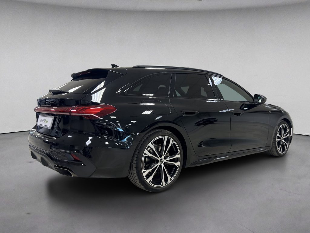 immagine usato AUDI A5 avant 2.0 tfsi s line edition 150cv s-tronic