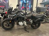 BMW F 750 GS triple black