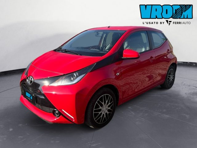 toyota aygo 1.0 5 porte x-play usata
