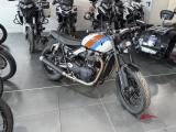 TRIUMPH Speed Twin 900