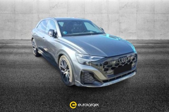 AUDI Q8 Elettrica/Diesel 2025 usata